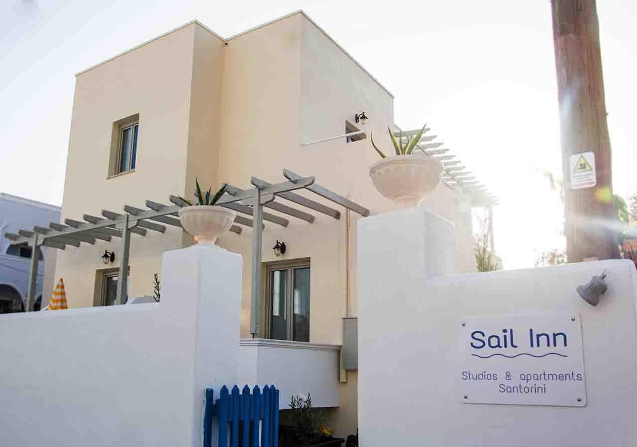 Sail Inn Studios & Apartments Kamári 외부 사진